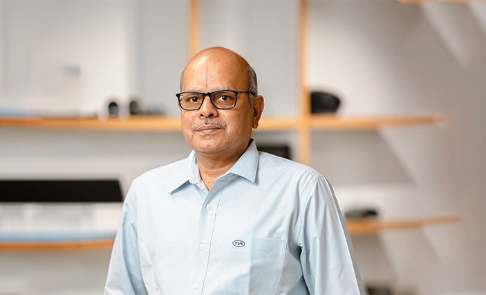 Smart Electronics Manufacturing Powered by Advanced AIDC 